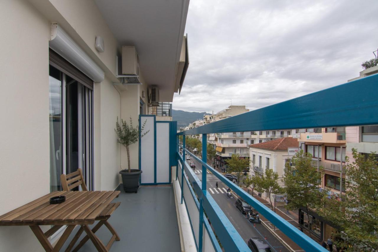 Apt 48, Cozy Apartment In Kalamata City Center Bagian luar foto