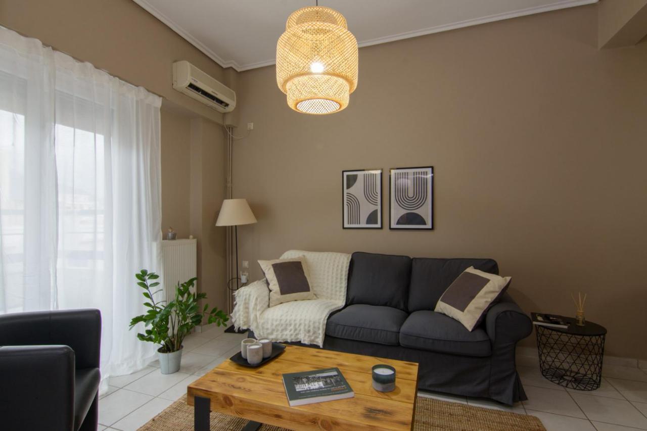 Apt 48, Cozy Apartment In Kalamata City Center Bagian luar foto