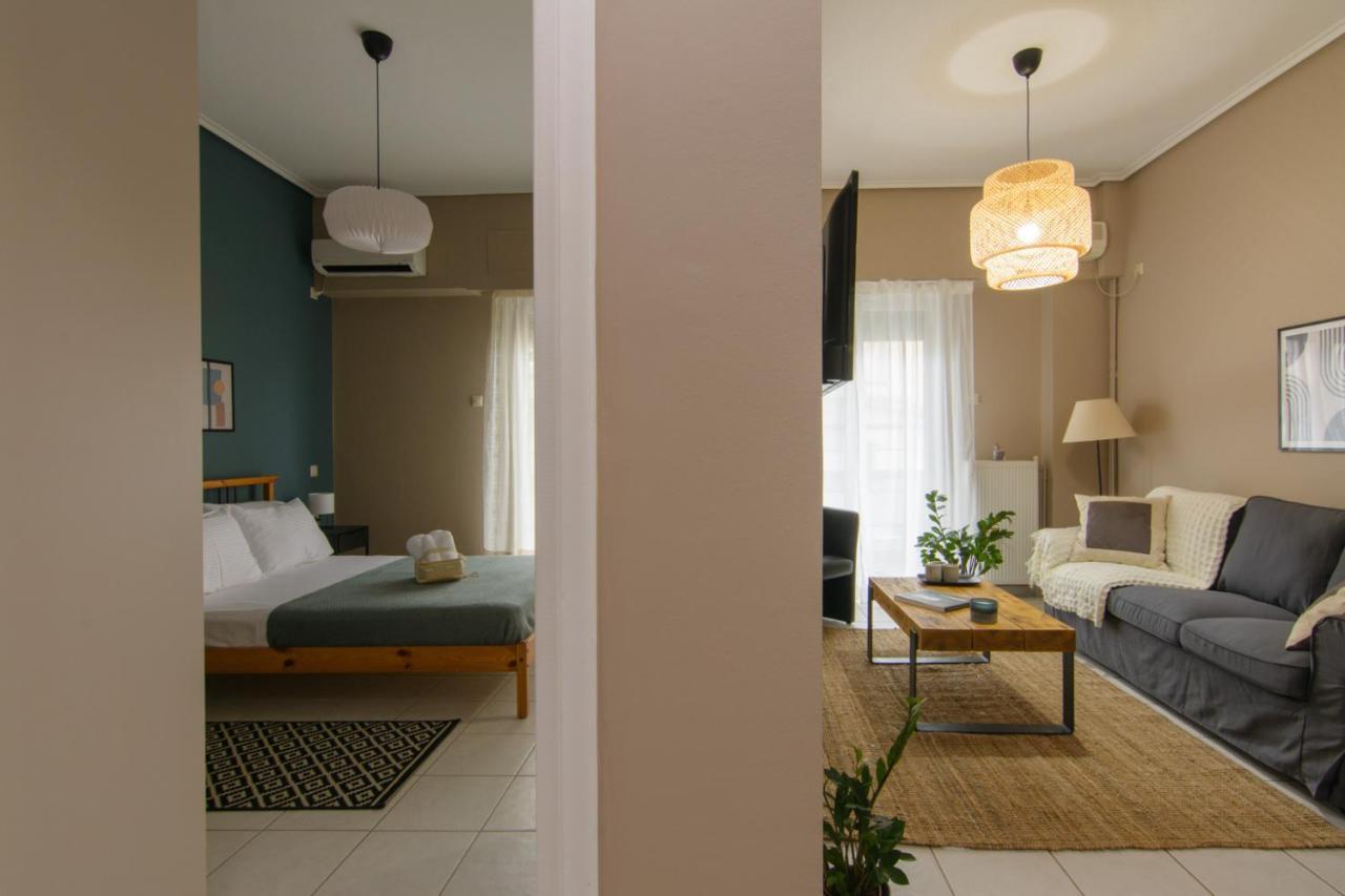 Apt 48, Cozy Apartment In Kalamata City Center Bagian luar foto