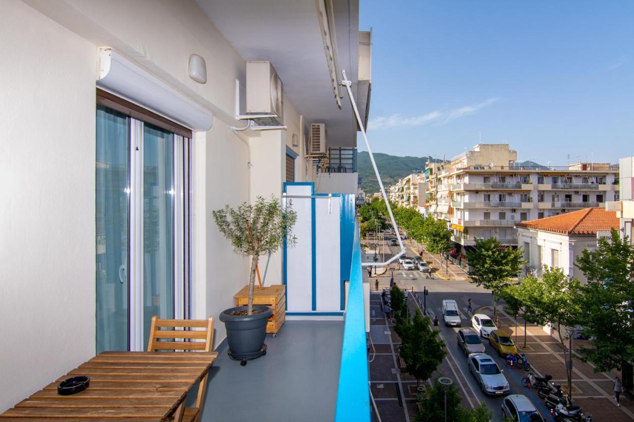 Apt 48, Cozy Apartment In Kalamata City Center Bagian luar foto